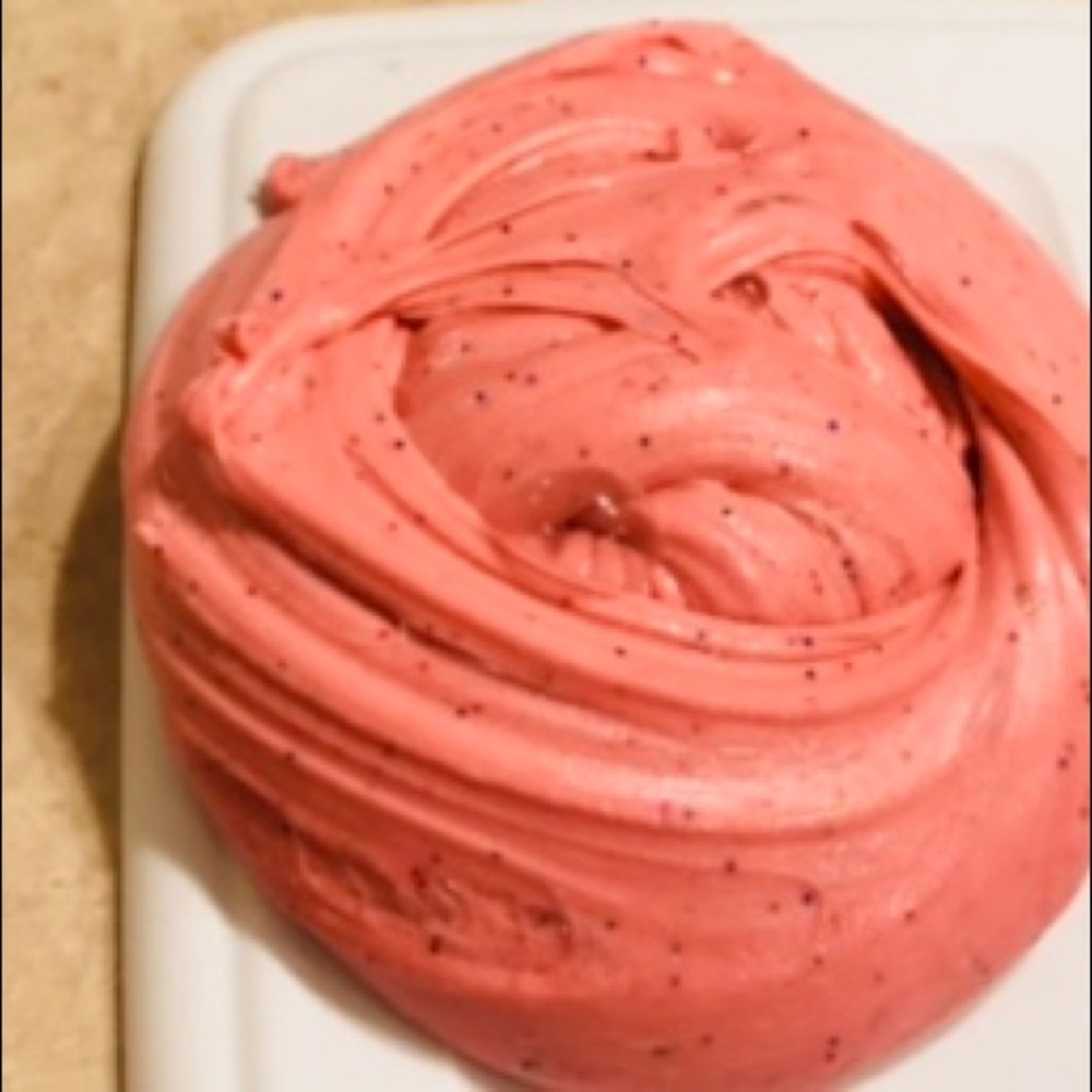 Strawberry shortcake scented slime COMMENT SIZE😊